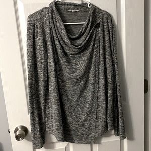 Maurice’s Grey Long Sleeve Sweater Size Medium
